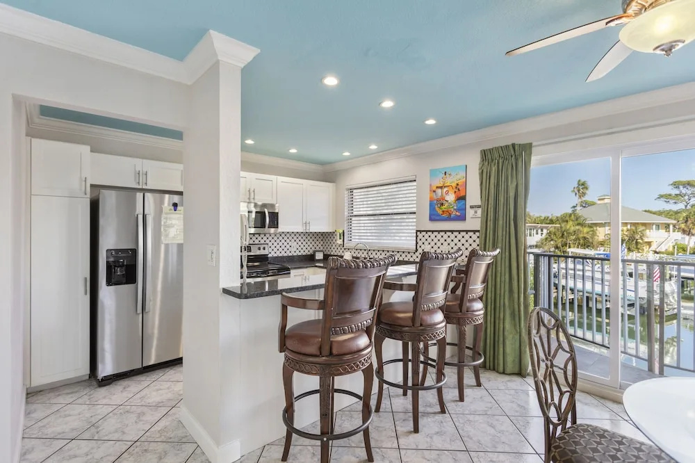 Bayview Plaza Waterfront Resort - Chambres