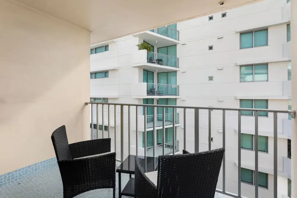 Bay Harbor Sunset Apt 5B