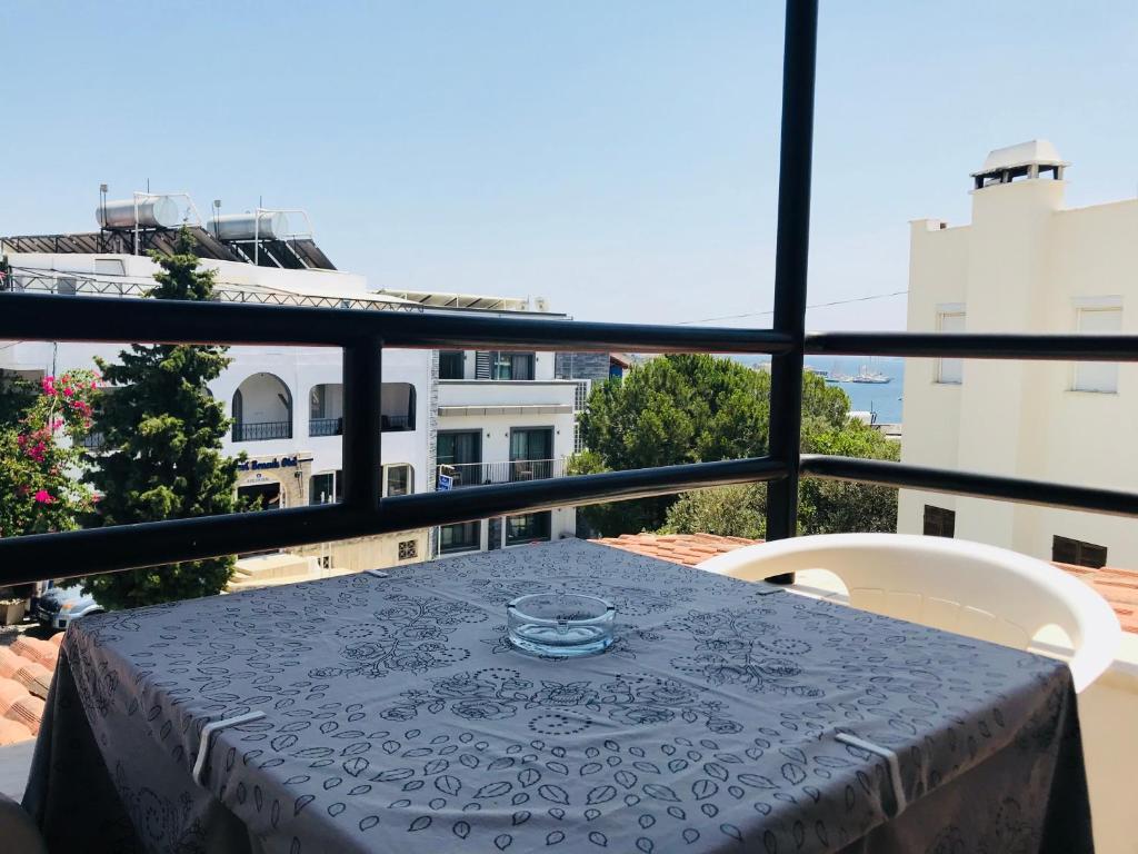 gallery_image_hidden_11