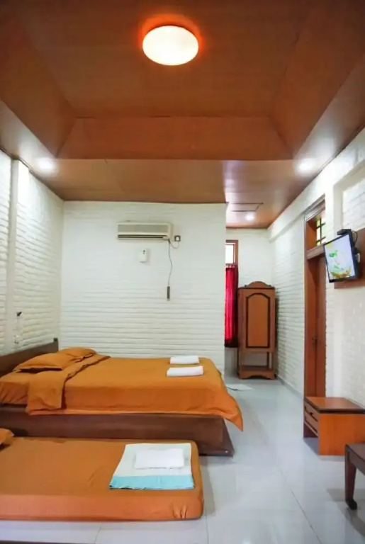 Deluxe Triple room with balcony