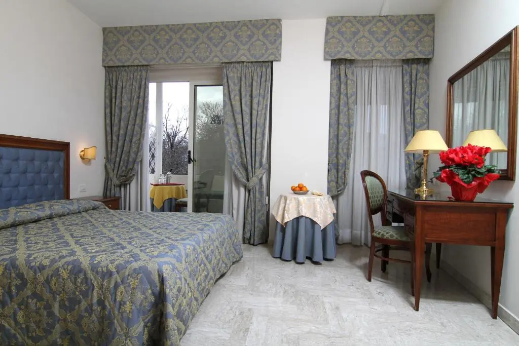 Mondial Park Hotel - Chambres