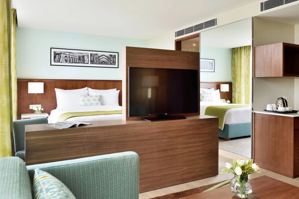 1 Bedroom Premium Double Suite (full double bed)