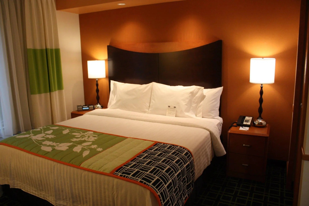 Standard Double room (full double bed)