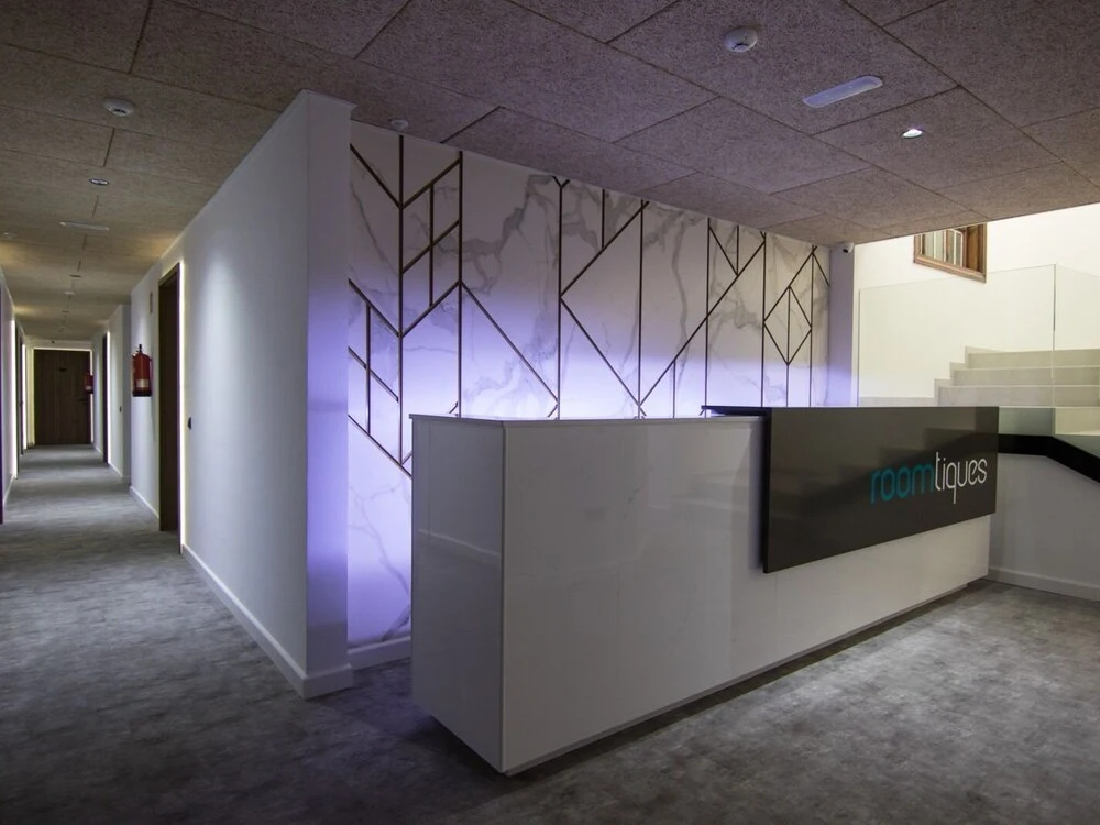 Lobby & Reception