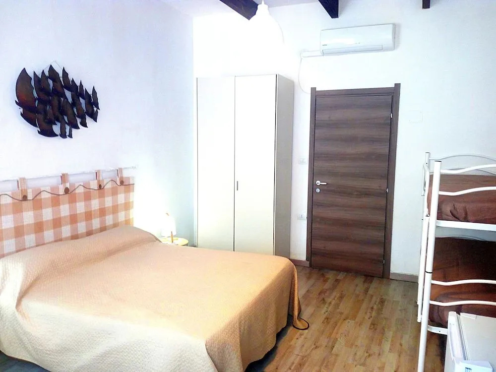 Alguer Guest House — 4