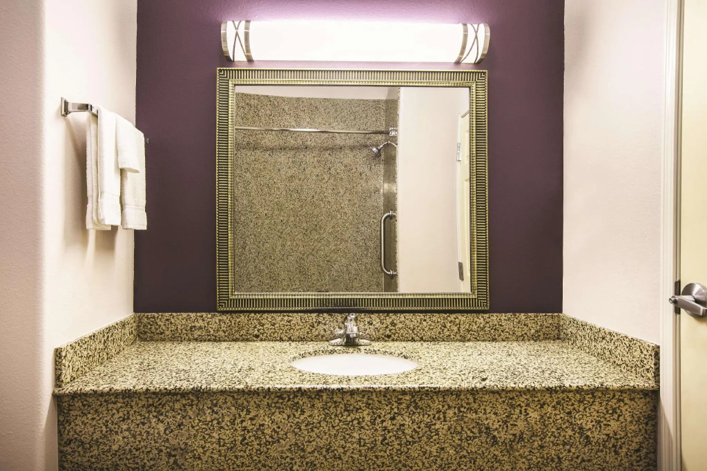 La Quinta Inn & Suites by Wyndham Brownwood - Chambres