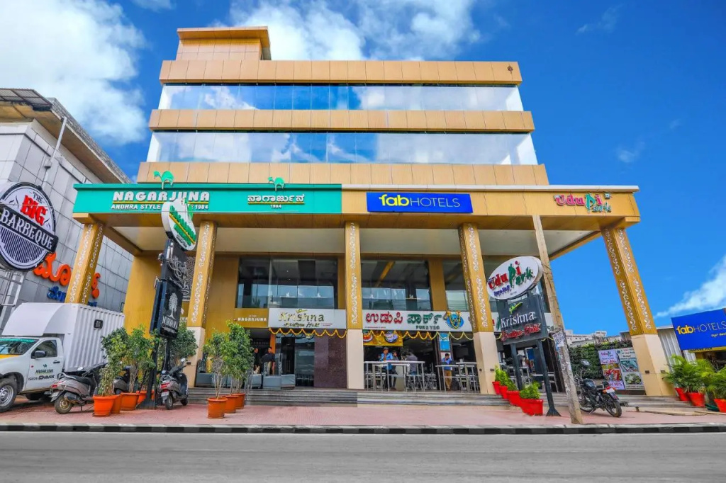 FabHotel High Rise Suites