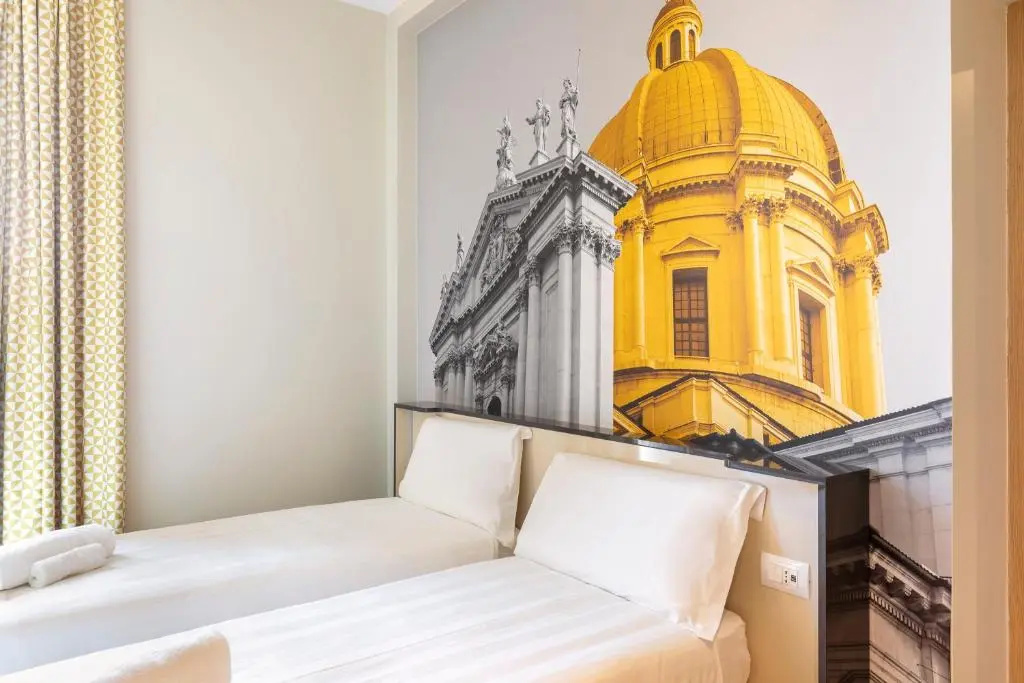 Standard Double room (twin beds)