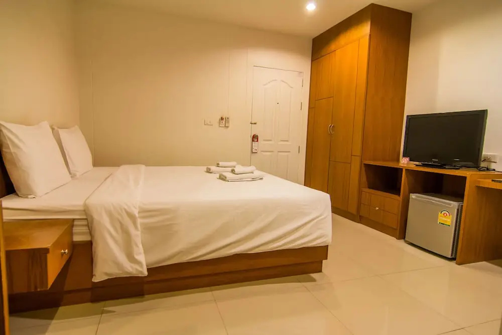 Standard Double room with balcony (full double bed)