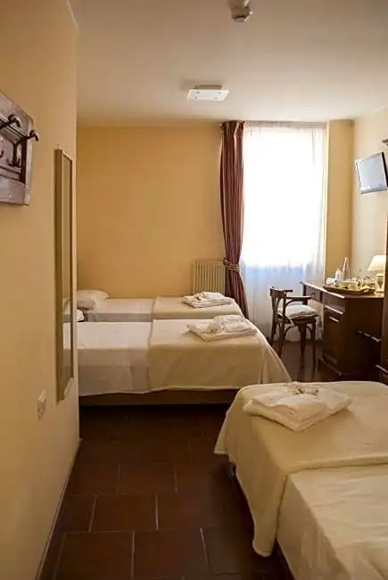 Hotel Italia - Chambres