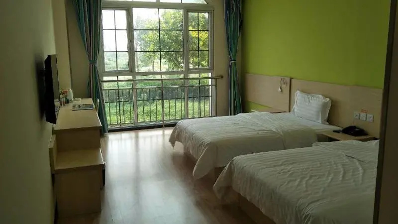 7Days Inn Tangshan Caofeidian University Town Branch