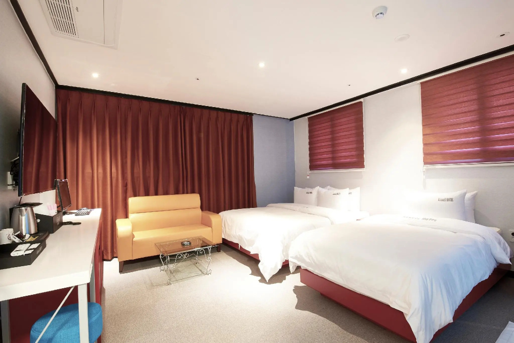 Deluxe Double room (twin beds)