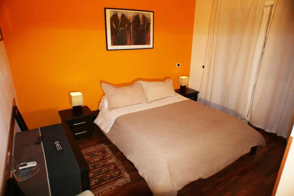 Standard Double room with balcony (full double bed)