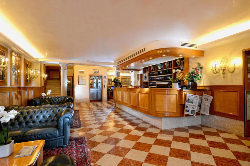 Hotel photo 2