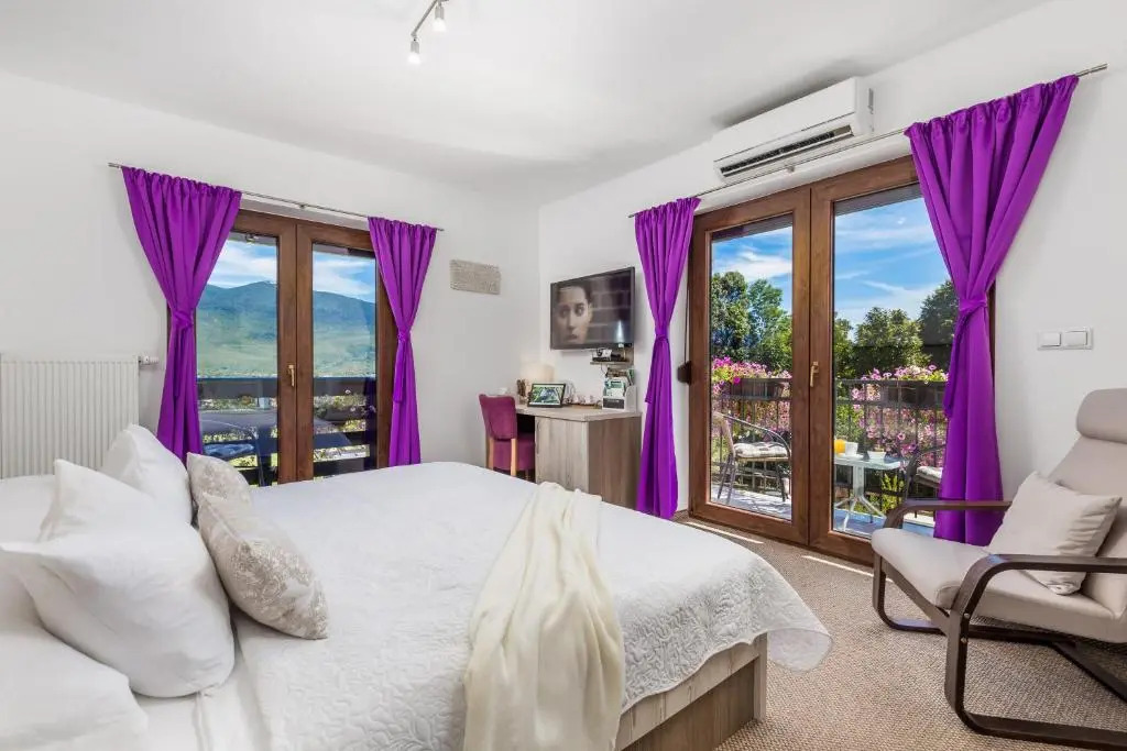 豪華三人間，附設露台