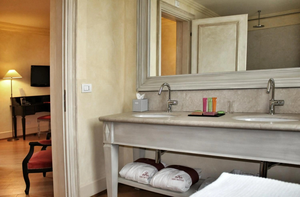 Siri Hotel - Général