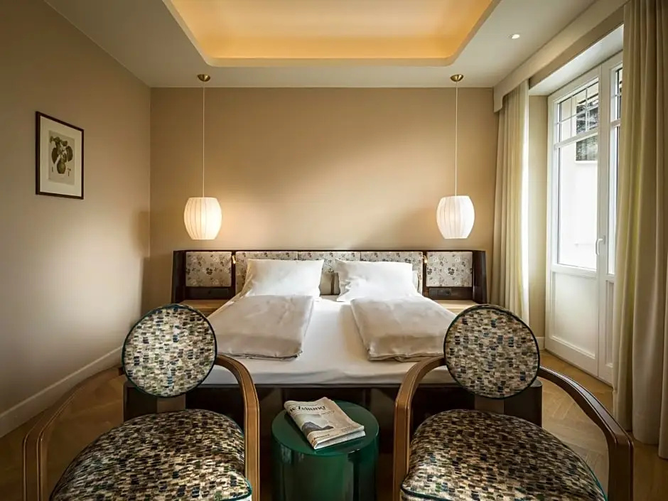 Deluxe Double room with balcony (full double bed)