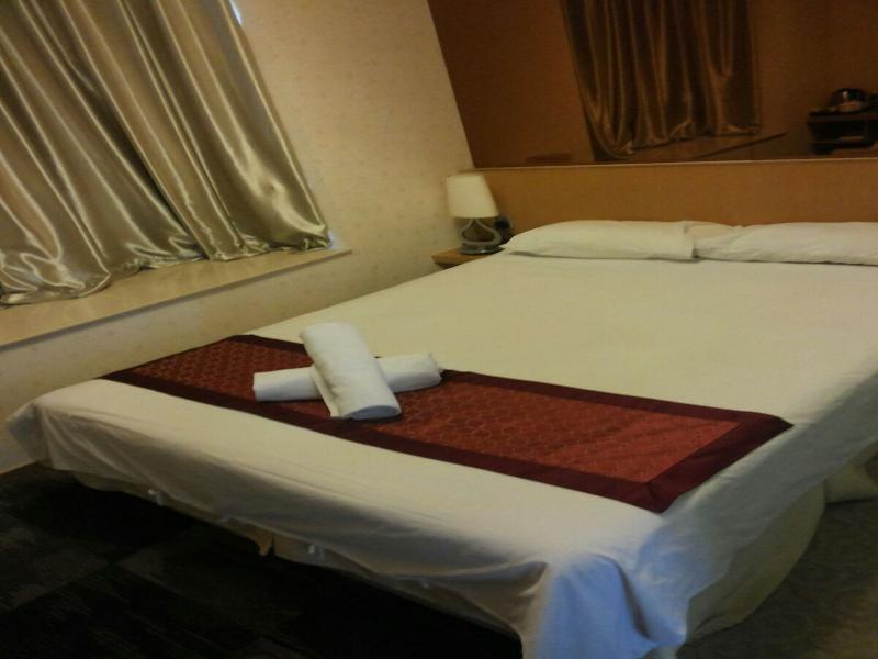 The Crown Borneo Hotel