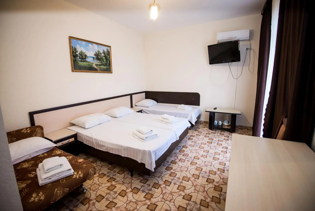 Superior Quadruple room