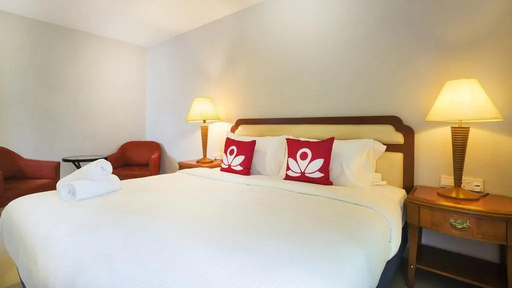 ZEN Rooms Sixth Avenue
