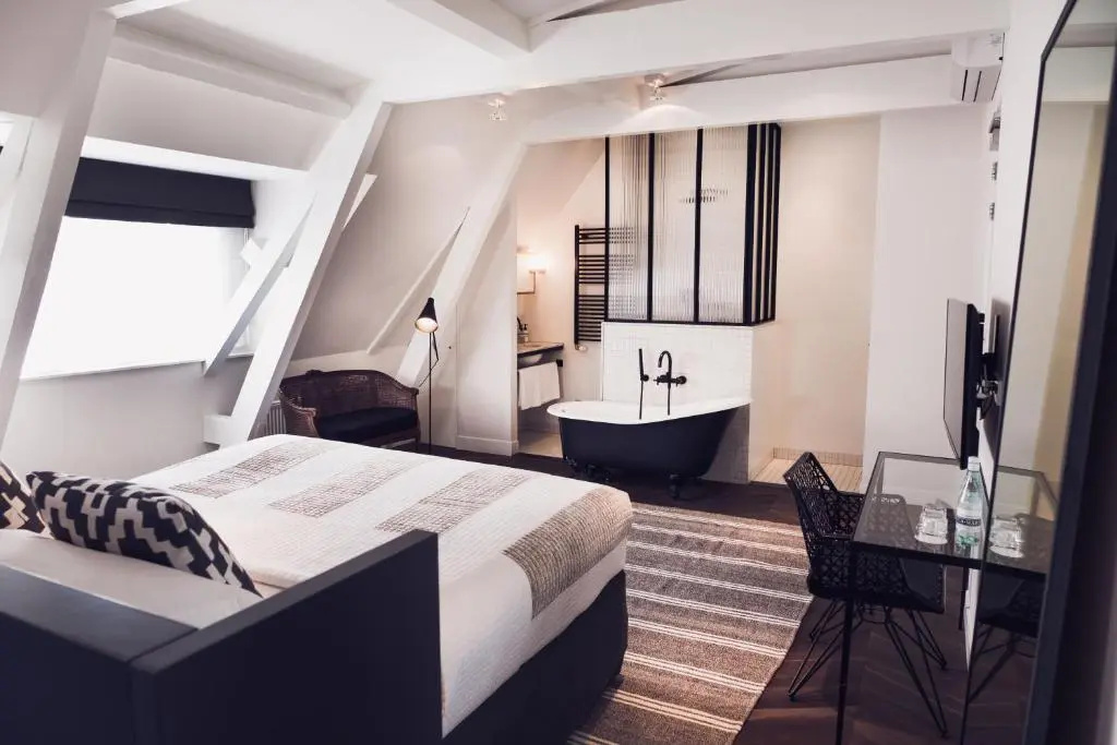 Suite