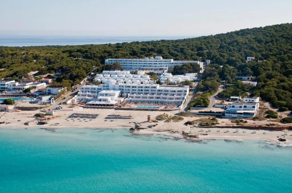Beach & Waterfront