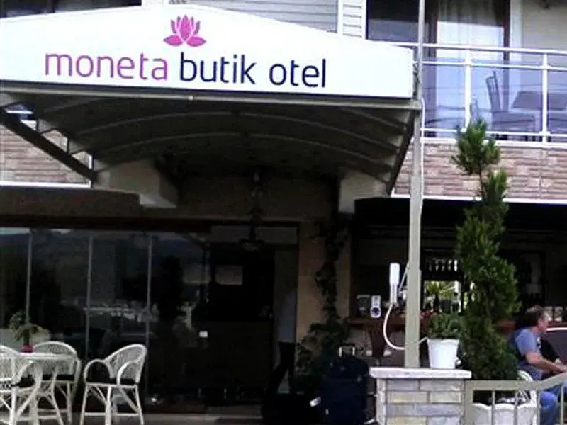 Moneta Boutique Hotel