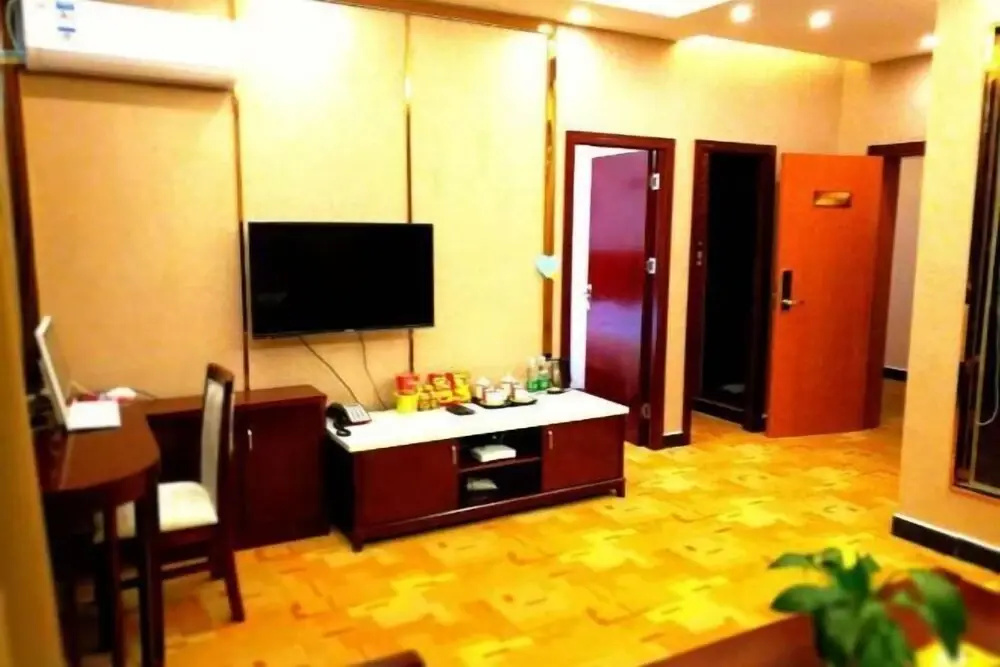 Hotel photo 13