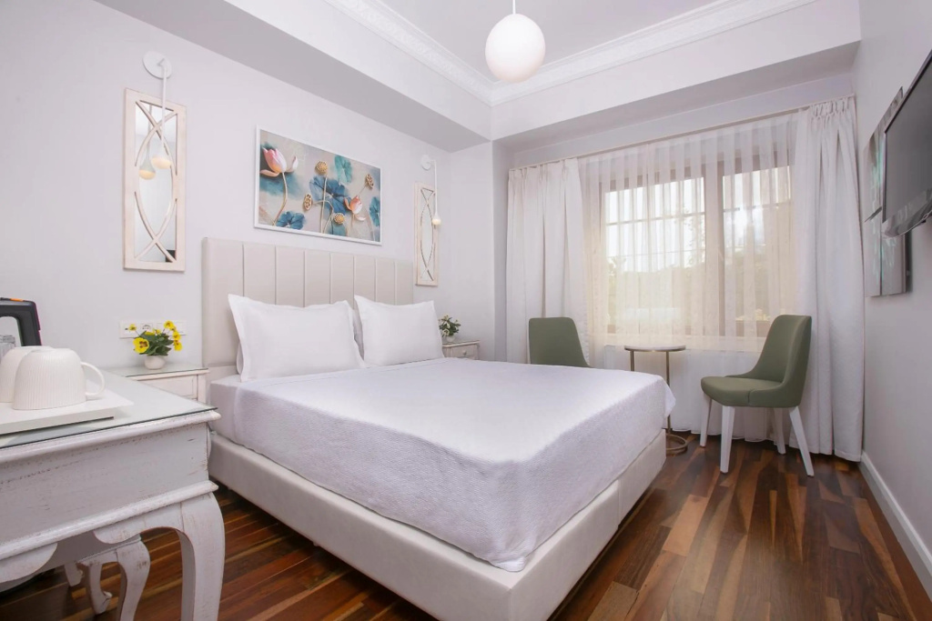 Отель Ascot Hotel Buyukada в Адаларе