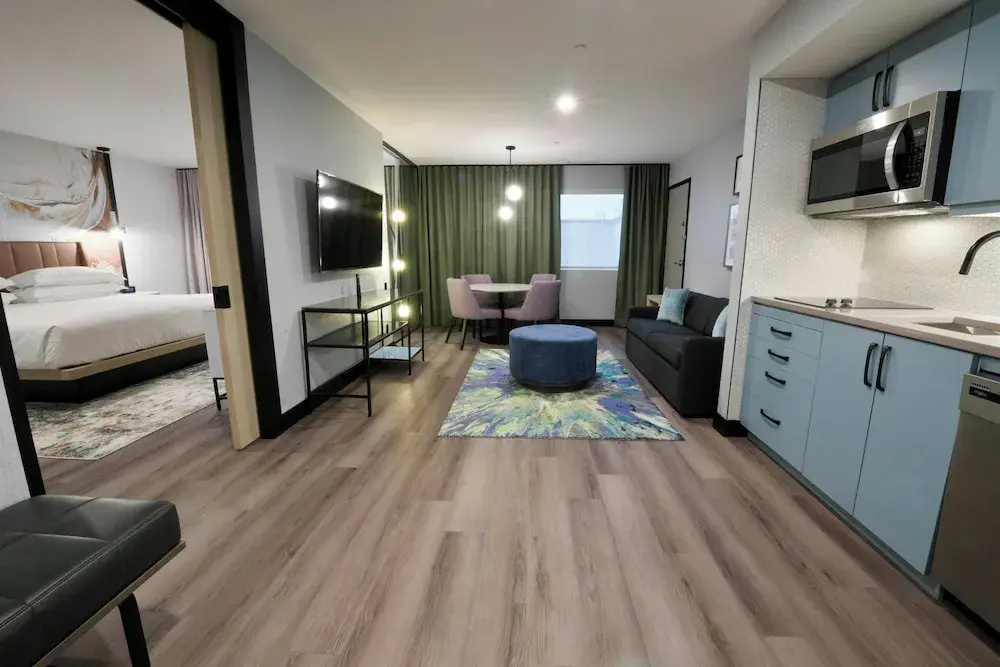 1 Bedroom Suite