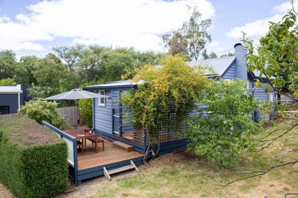 Artisan Retreat