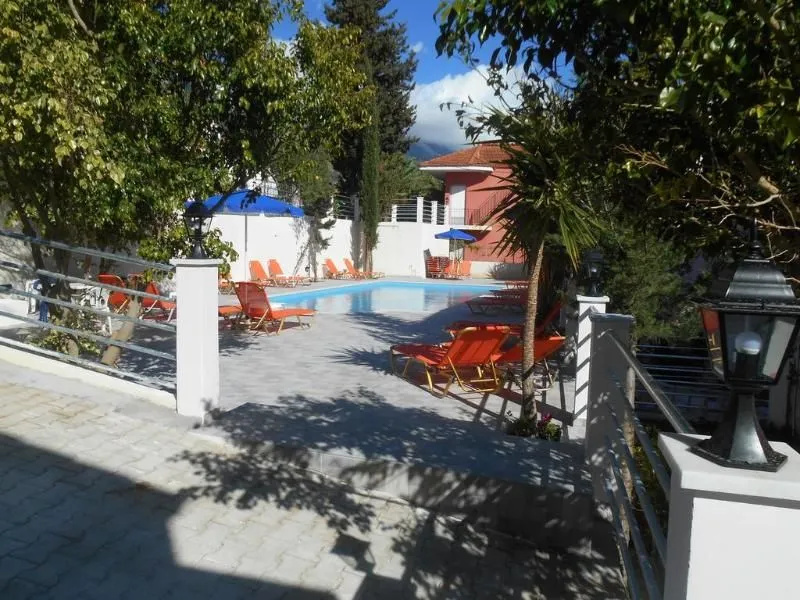 Odyseas Studios - Near Lourdas Beach