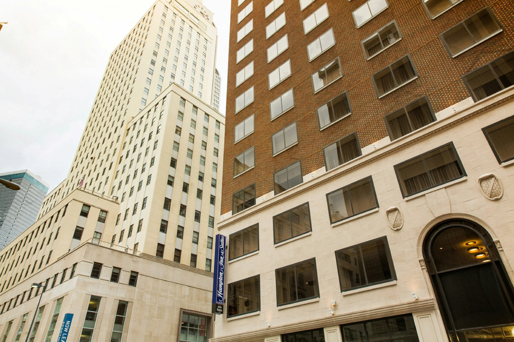 Hampton Inn & Suites Dallas Downtown
