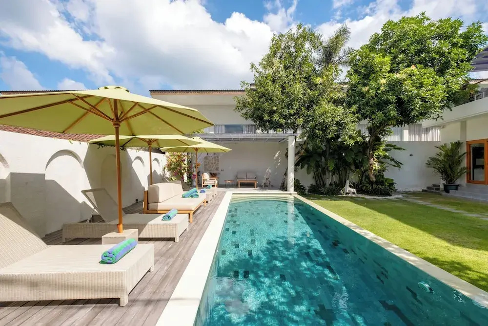 Villa Latima by Villa Finder
