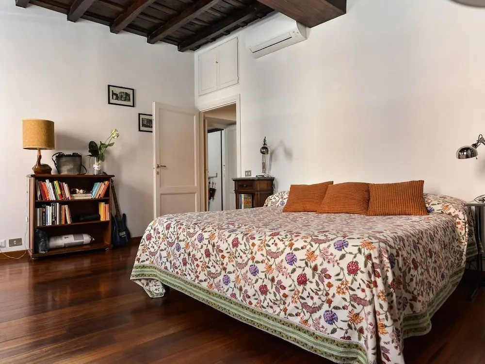 Spanish Steps Studio