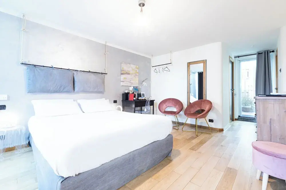 Deluxe with Terrace Double room - Città Studi Suites (full double bed)