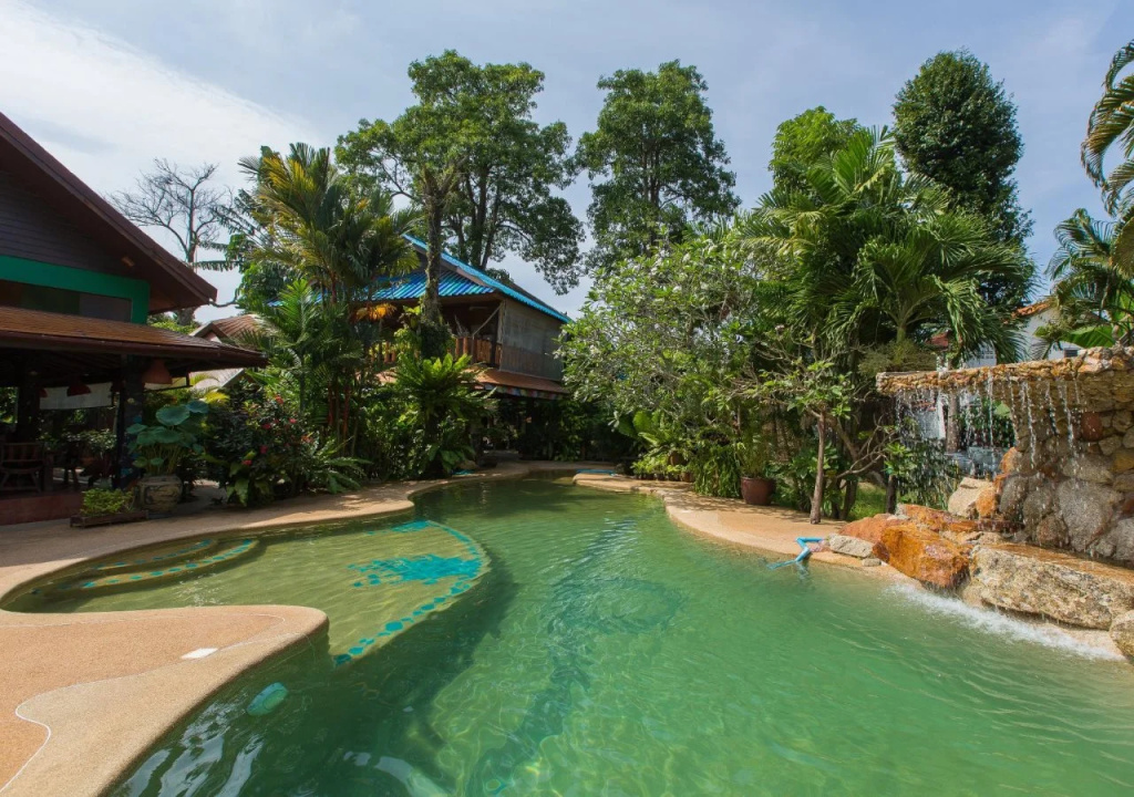 Pool