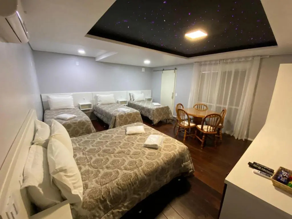 Deluxe Quadruple room