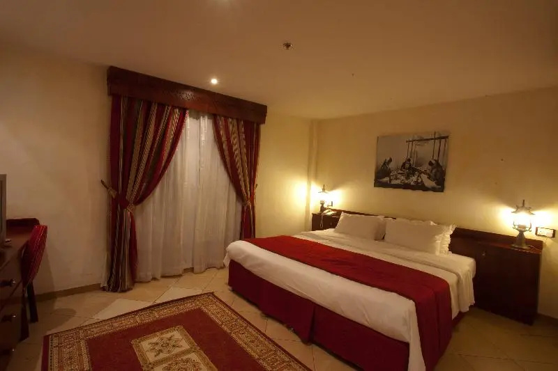 Al Liwan Suites - Chambres