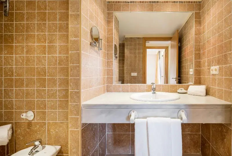 Aparthotel ILUNION Sancti Petri - Chambres