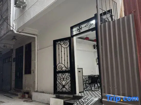 HC Luxury Apartment 02