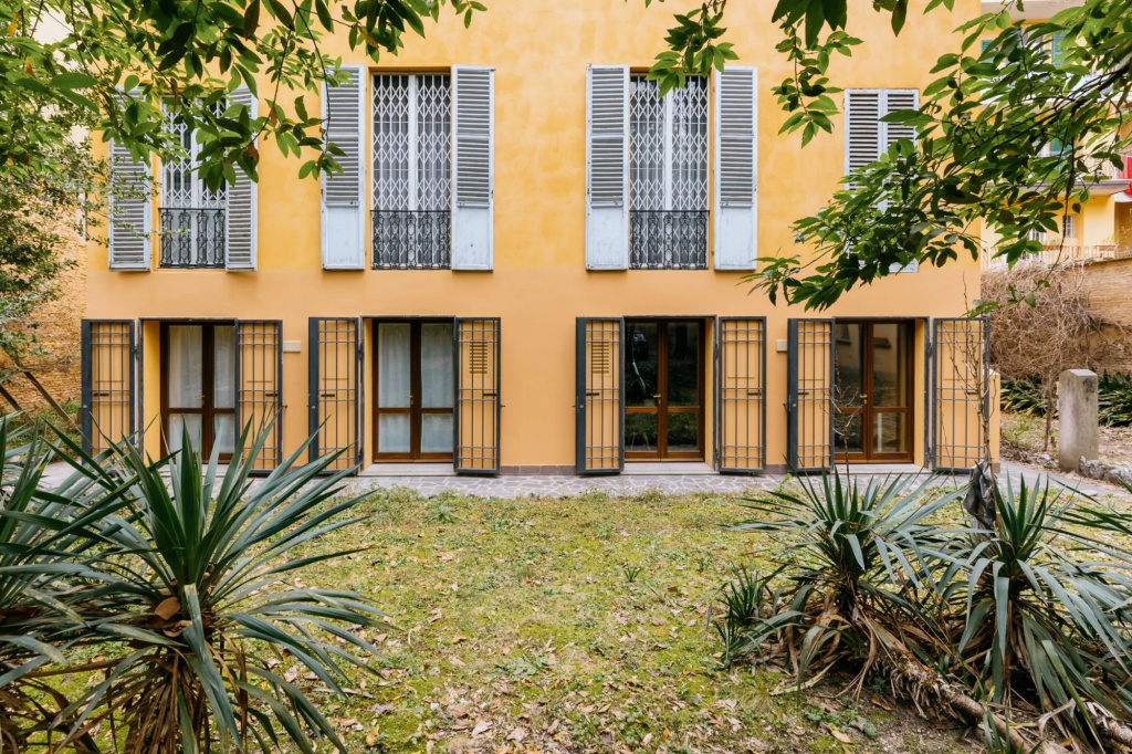 Strada Maggiore 59 - Casa Ambrosini - Atena