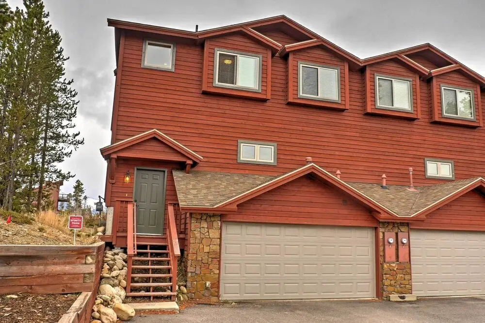 Fraser Townhome w/ Mtn Views - 6 Mi to Winter Park