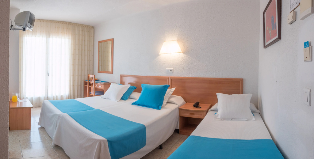 Hotel Checkin Pineda - Général
