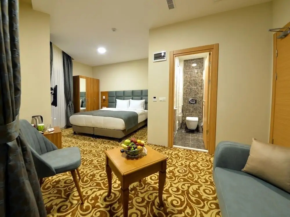 1 Bedroom Deluxe Double room (full double bed)