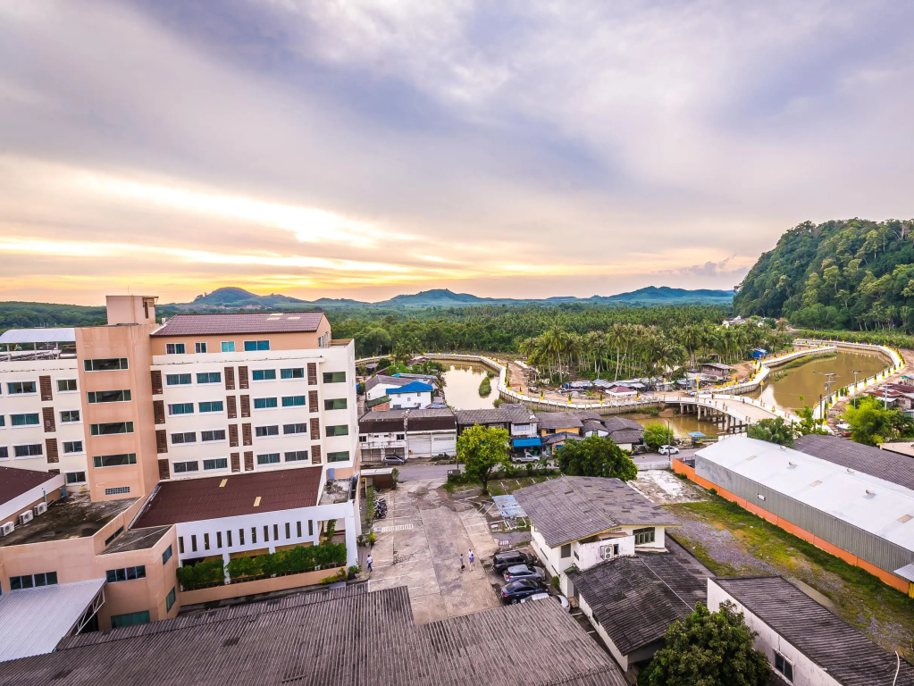 Sinkiat Buri Hotel - Général