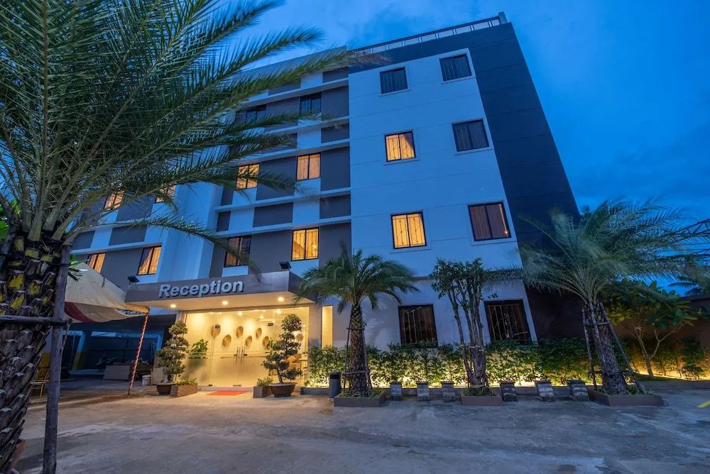 Double S Hotel