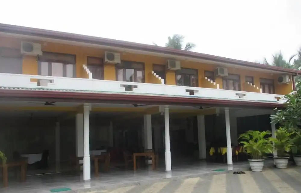 Larn's villa.