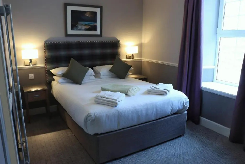 Standard Double room with sea view (full double bed)