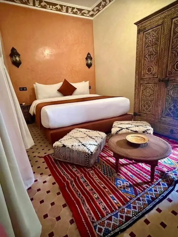 1 Bedroom Deluxe Double room (full double bed)